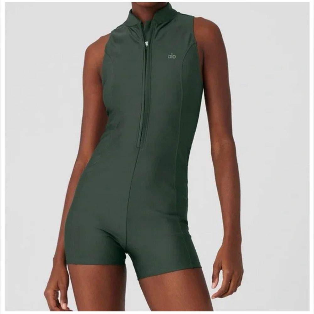 Alo yoga cactus green airlift high tide onesie (romper)